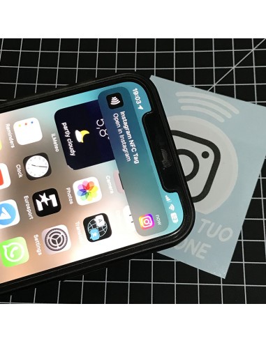 Instagram NFC Programmabile - Adesivo Prespaziato - AdesiviStore